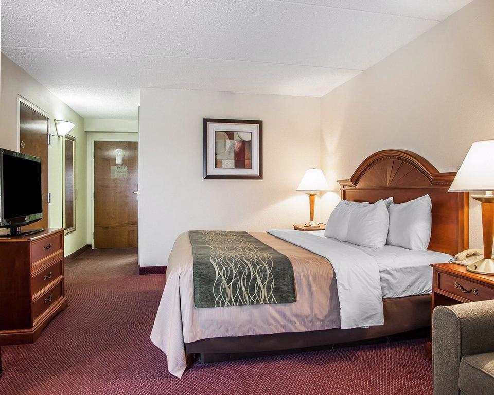 Comfort Inn Lehigh Valley West Fogelsville Exterior photo